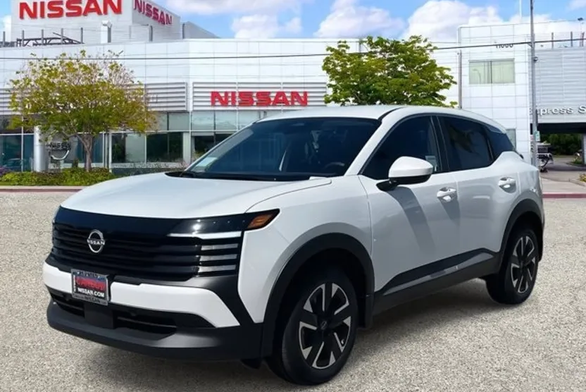 2025 Nissan Kicks SV photo 1