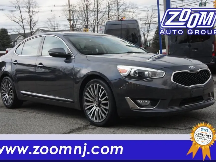 2014 Kia Cadenza Premium photo 1