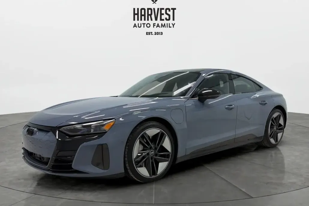 2023 Audi RS e-tron GT Base photo 1