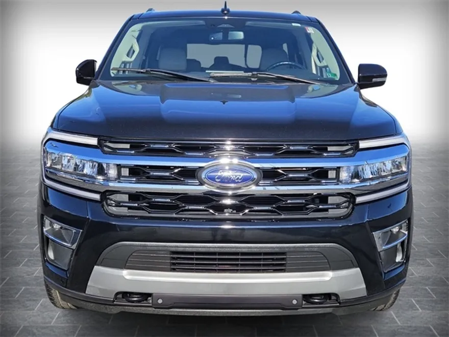 2023 Ford Expedition MAX Limited photo 1