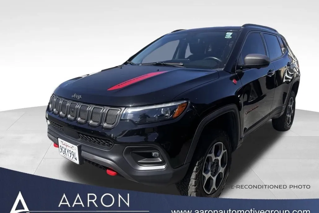 2022 Jeep Compass Trailhawk photo 1