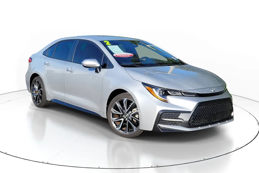 2022 Toyota Corolla SE photo 1