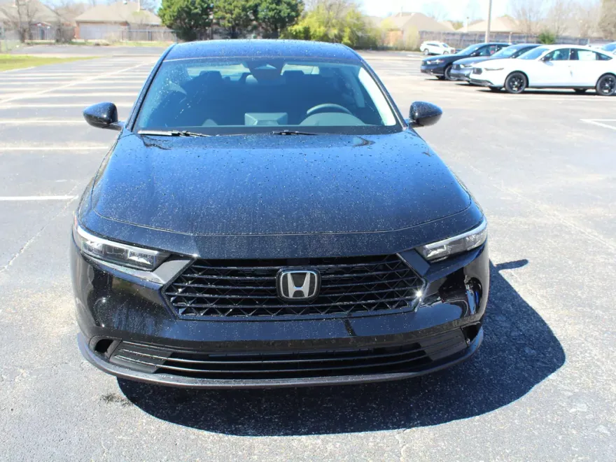 2025 Honda Accord SE photo 1