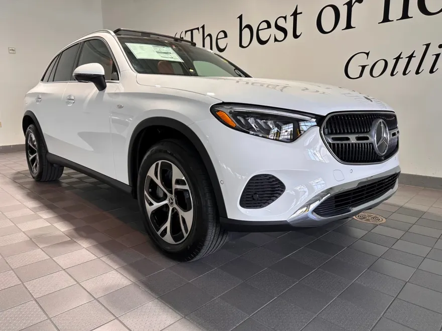 2025 Mercedes Benz GLC 350e 4MATIC photo 1