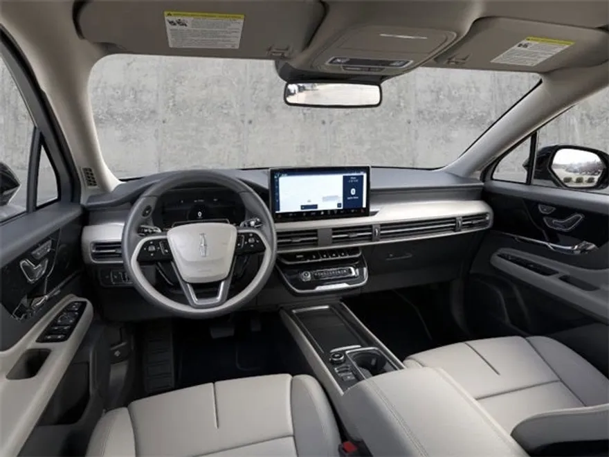 2025 Lincoln Corsair Premiere photo 1
