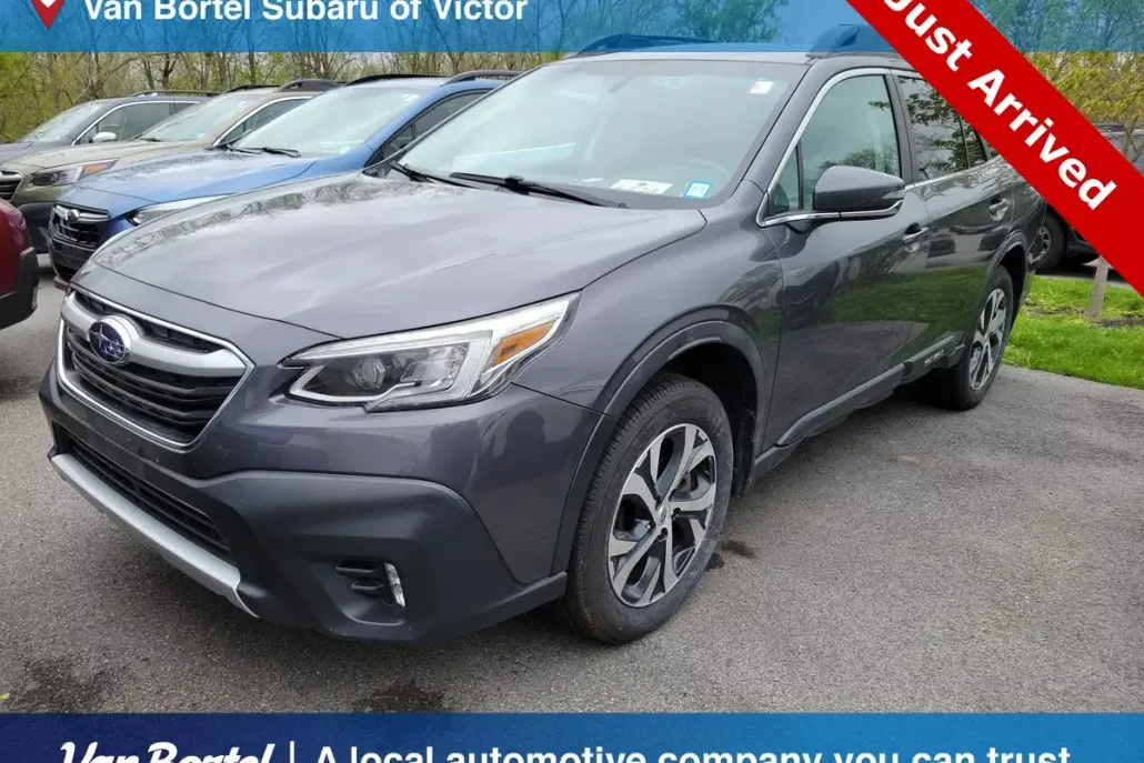 2020 Subaru Outback Limited photo 1