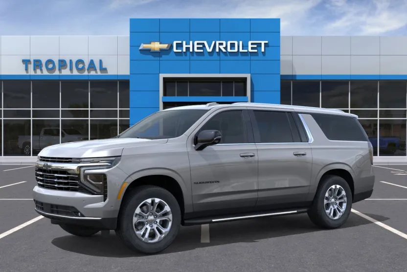 2026 Chevrolet Suburban LT photo 1