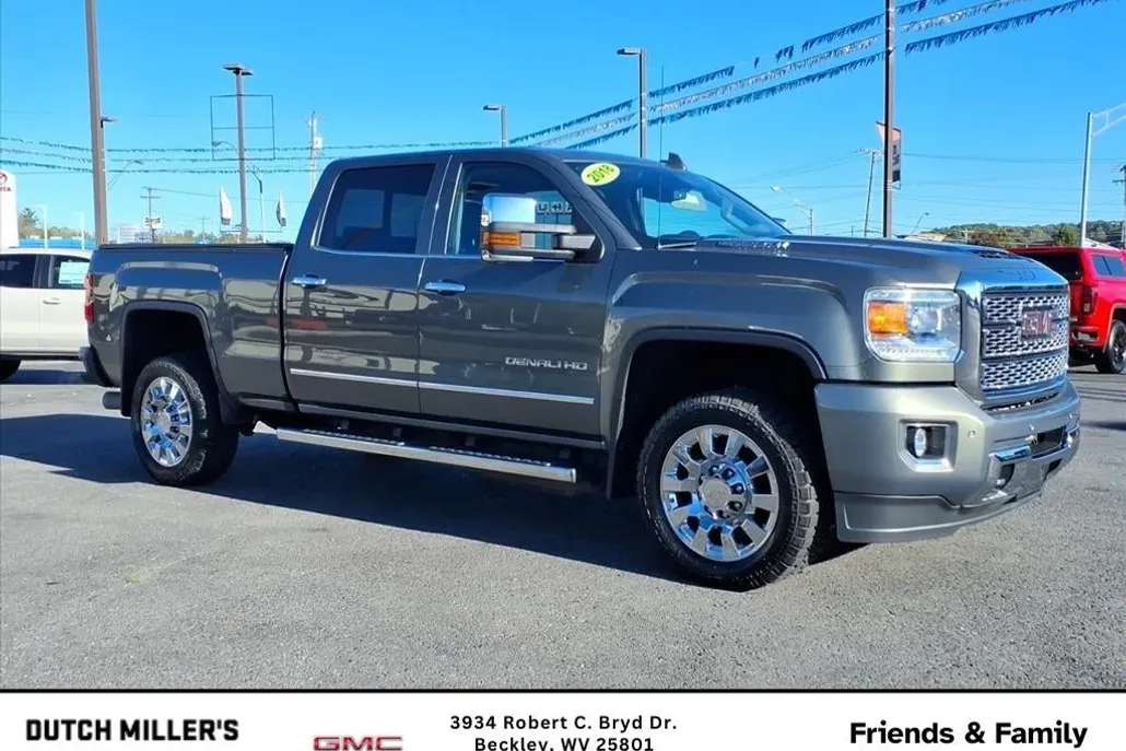 2018 Gmc Sierra 2500 HD Denali photo 1