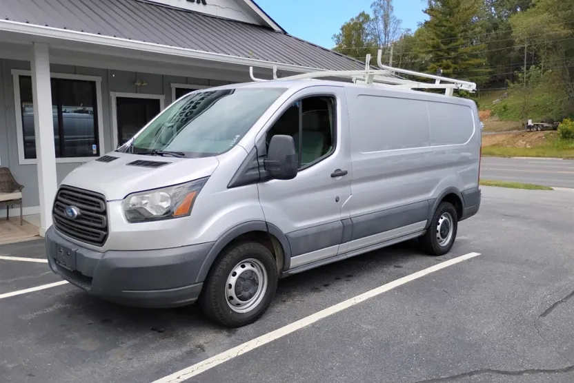 2017 Ford Transit Cargo photo 1