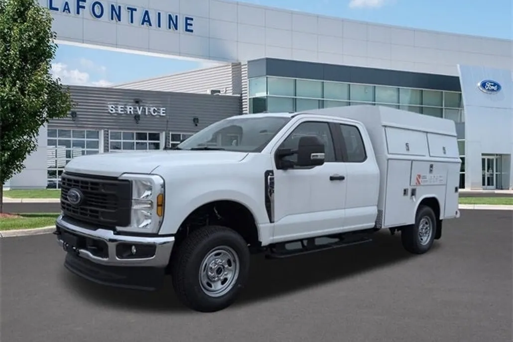 2025 Ford F-250 photo 1