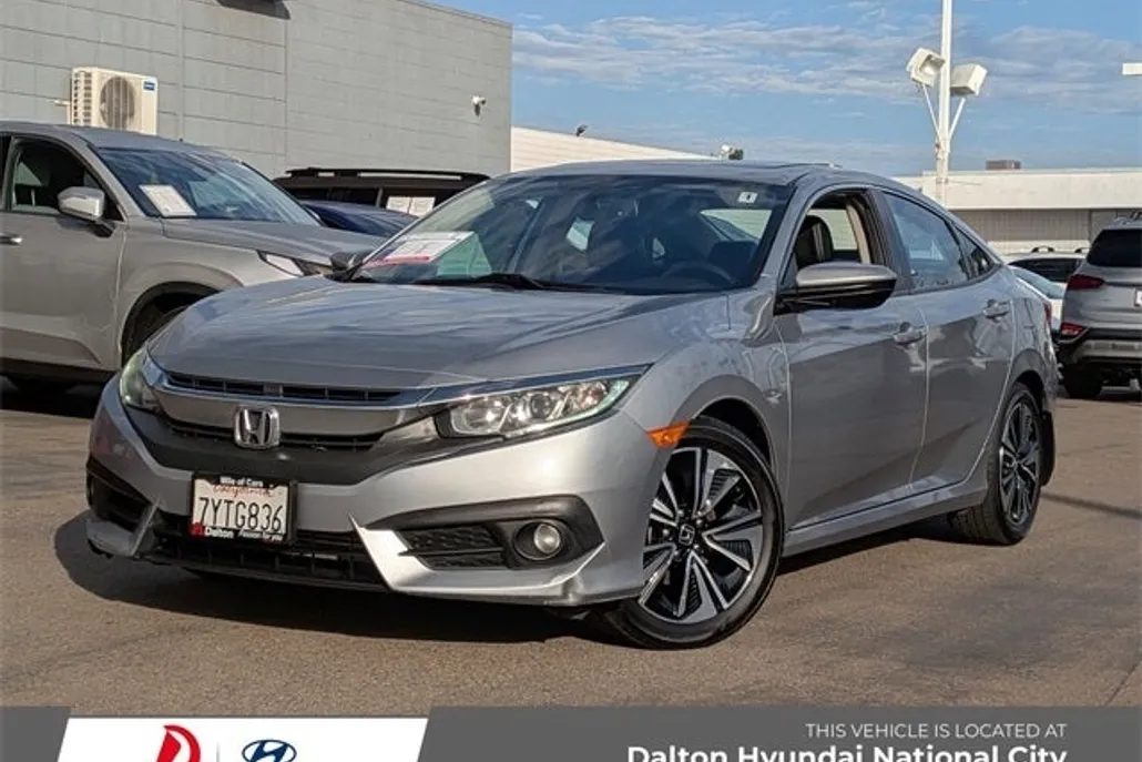 2017 Honda Civic EX-L photo 1