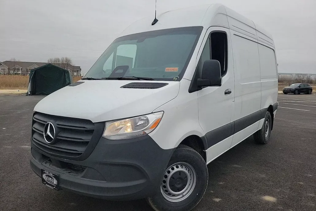 2025 Mercedes Benz Sprinter 2500 photo 1