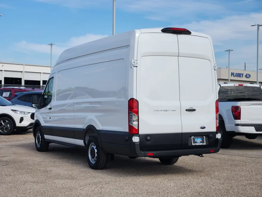 2025 Ford Transit photo 1