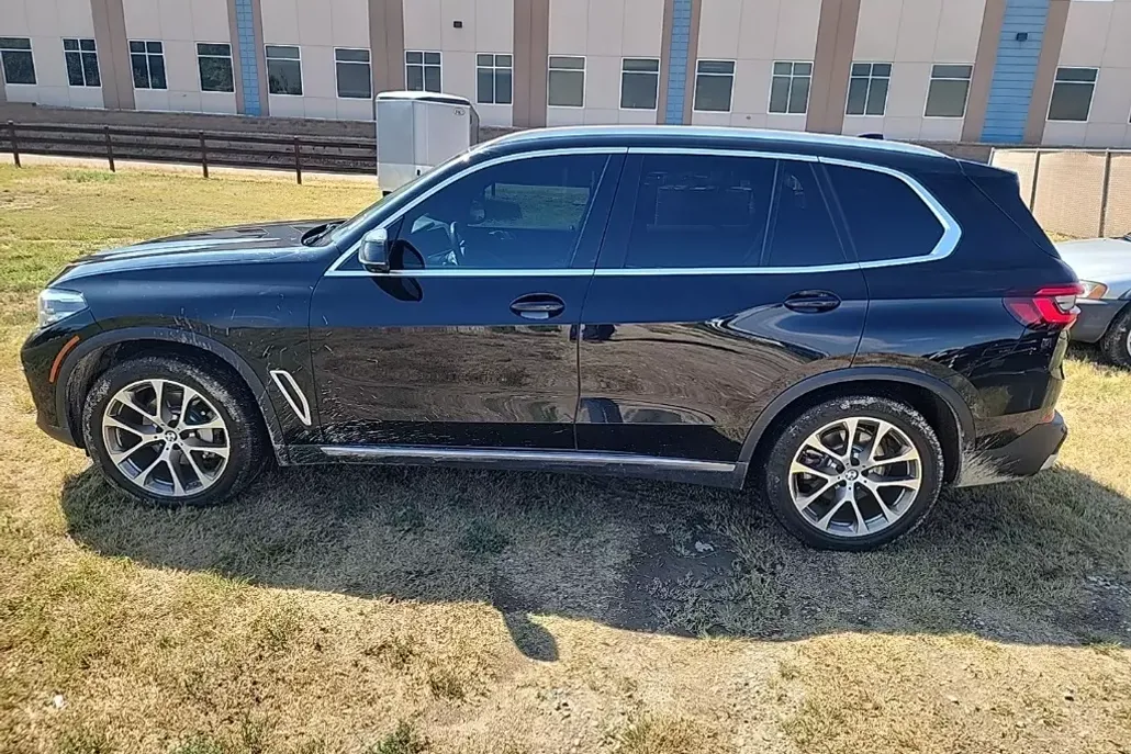 2021 Bmw X5 xDrive40i photo 1