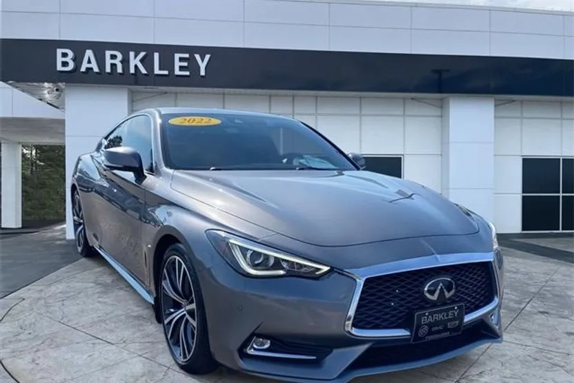 2022 Infiniti Q60 Luxe photo 1