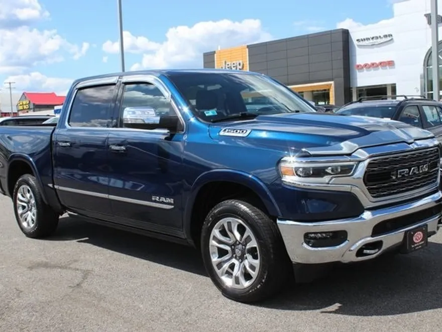 2022 Ram 1500 Limited photo 1