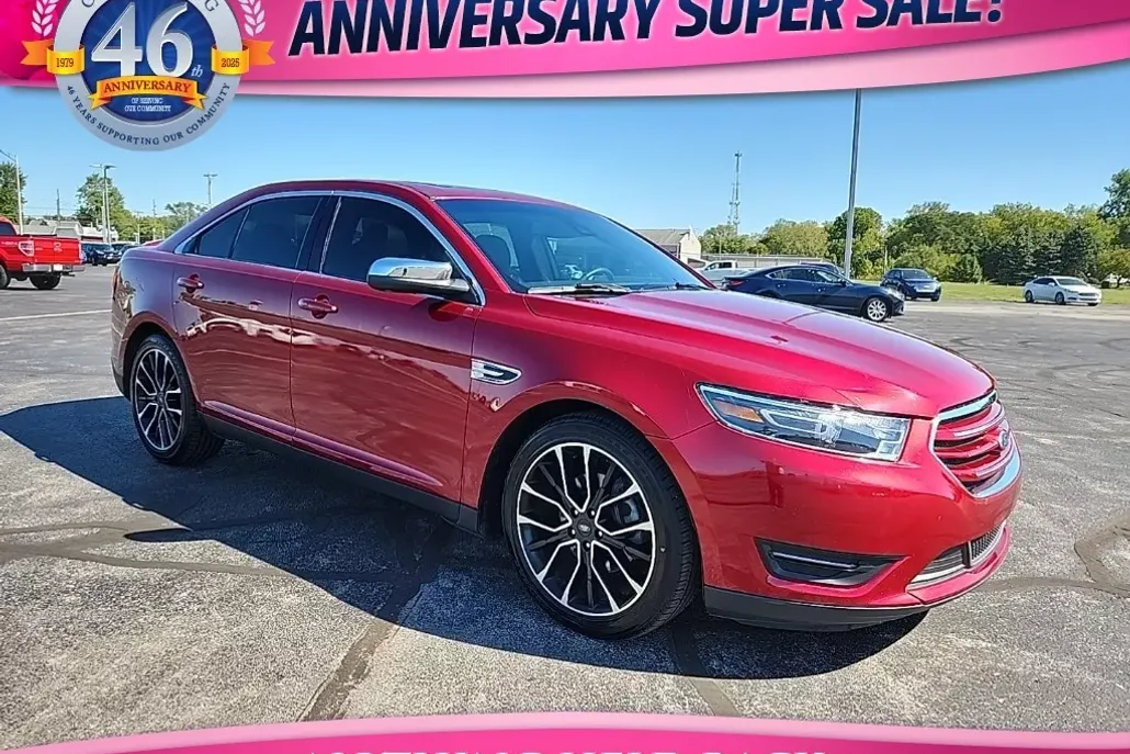 2019 Ford Taurus Limited photo 1