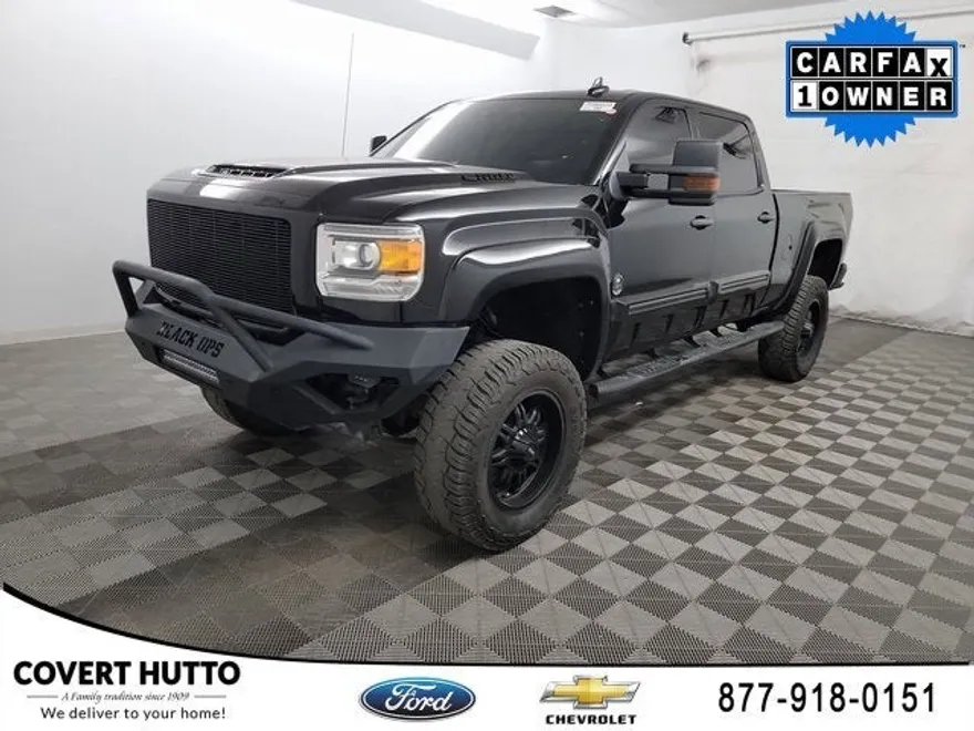 2019 Gmc Sierra HD Denali photo 1