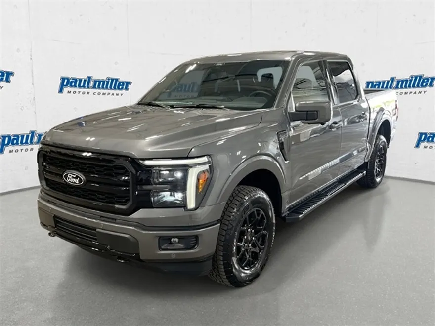 2025 Ford F-150 Lariat photo 1