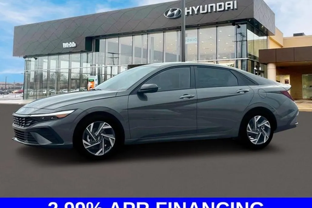 2025 Hyundai Elantra SEL Sport photo 1