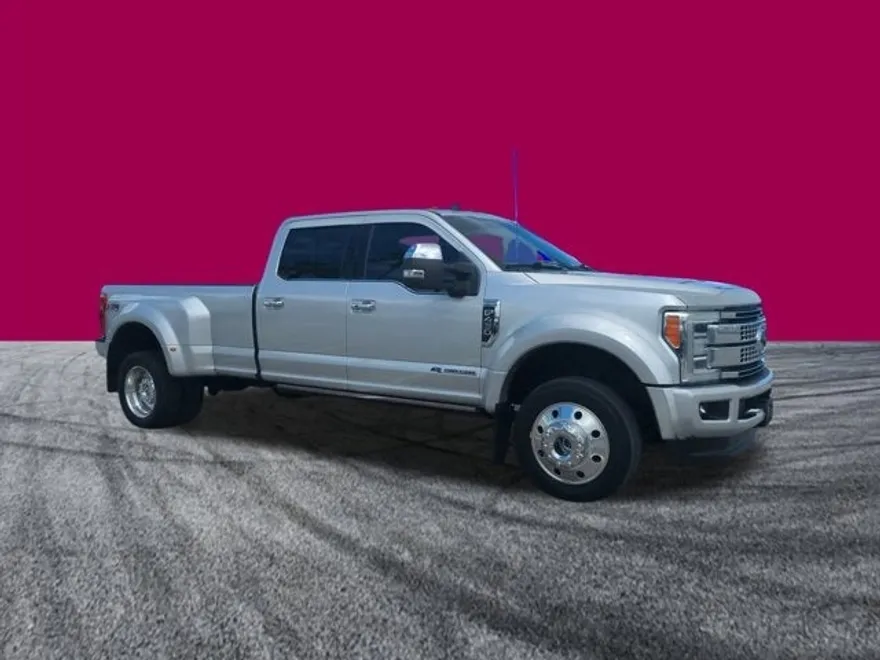 2019 Ford F-450 Platinum photo 1