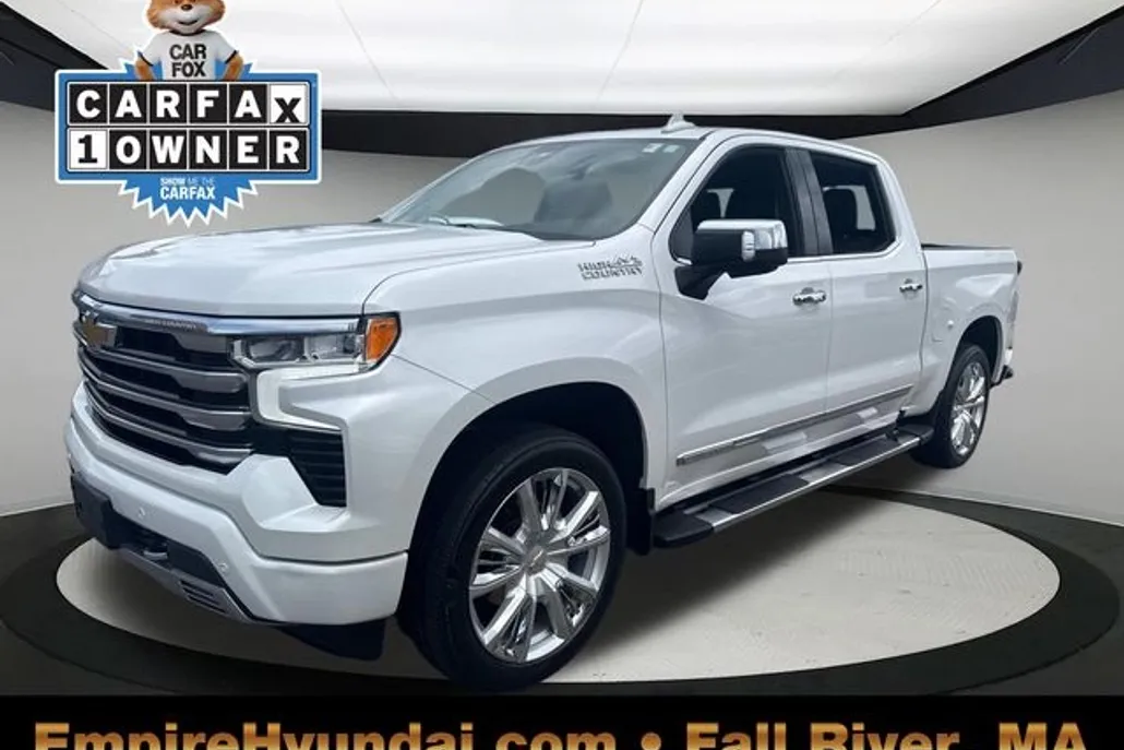 2023 Chevrolet Silverado 1500 High Country photo 1