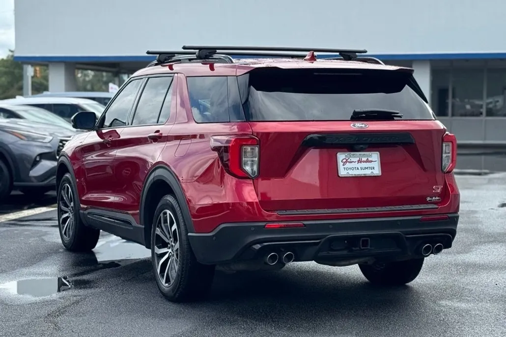 2020 Ford Explorer ST photo 1