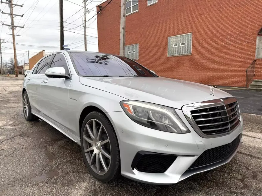2015 Mercedes Benz S 63 AMG 4MATIC photo 1