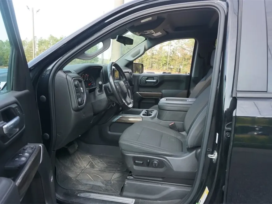 2021 Chevrolet Silverado 1500 RST photo 1