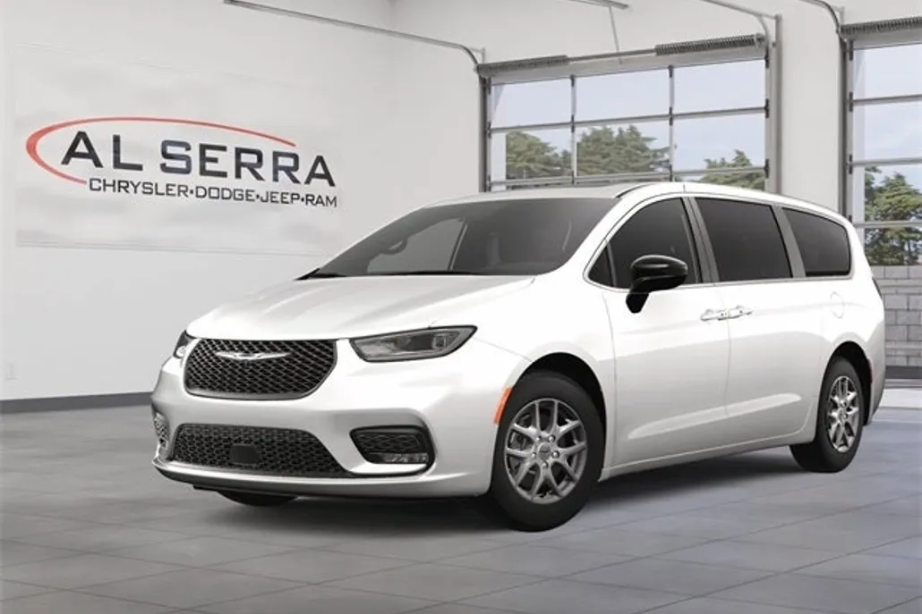 2025 Chrysler Pacifica photo 1