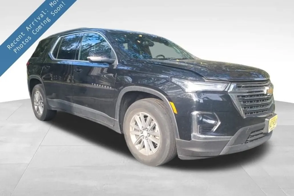 2023 Chevrolet Traverse Leather photo 1