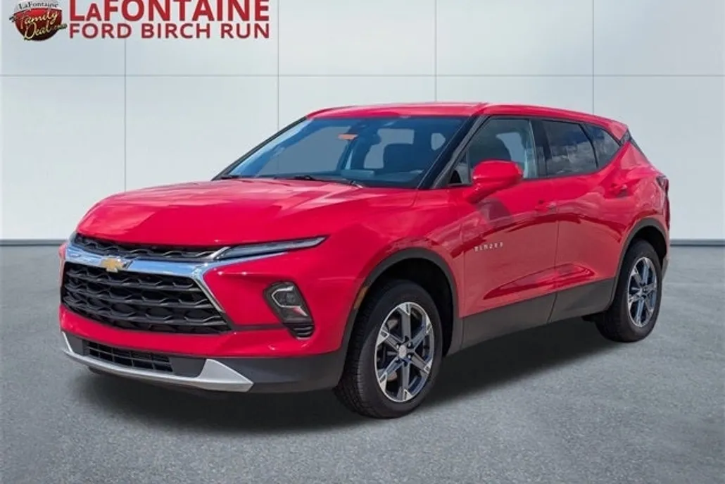 2023 Chevrolet Blazer 2LT photo 1