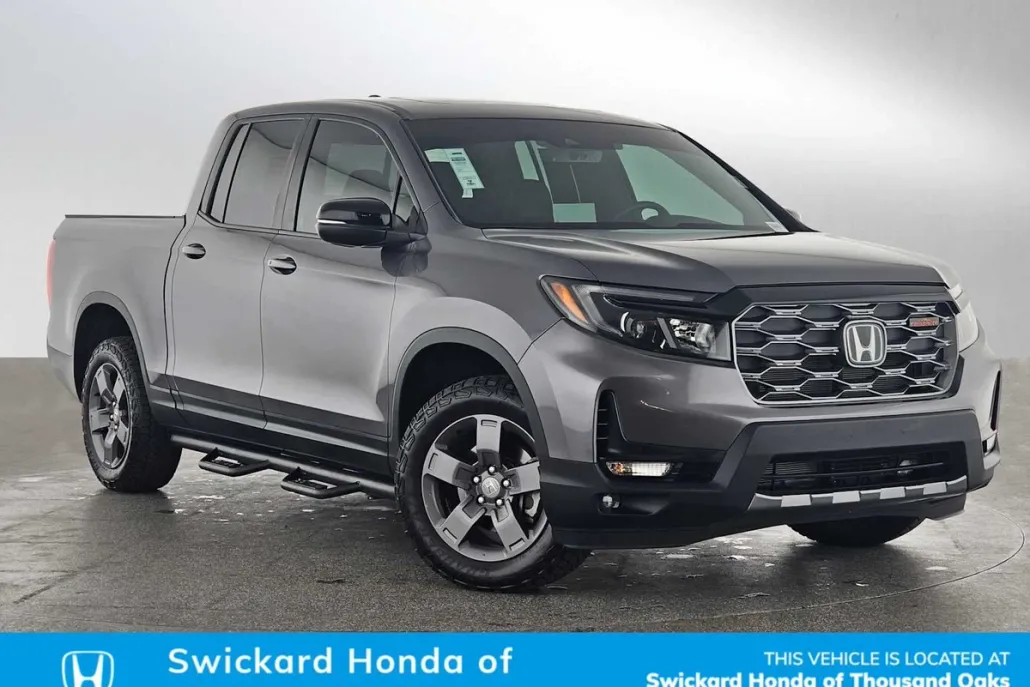 2024 Honda Ridgeline TrailSport photo 1