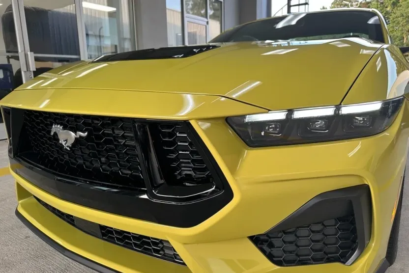2025 Ford Mustang GT photo 1