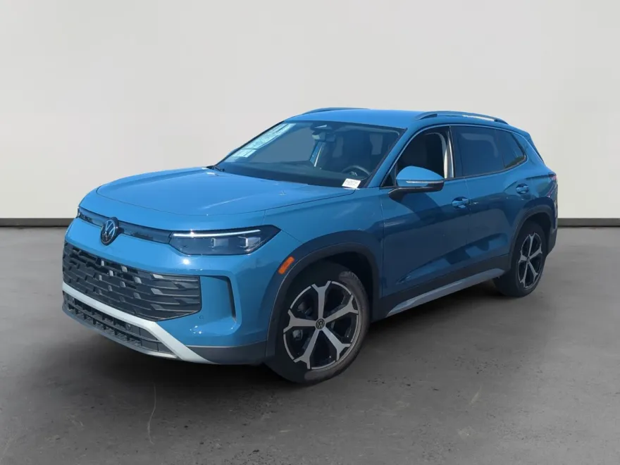 2025 Volkswagen Tiguan SE photo 1