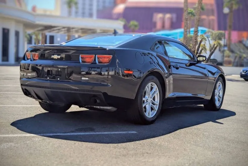 2013 Chevrolet Camaro Coupe 1LT photo 1