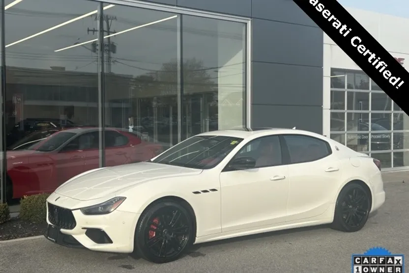 2021 Maserati Ghibli S Q4 photo 1