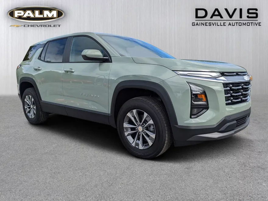 2026 Chevrolet Equinox LT photo 1