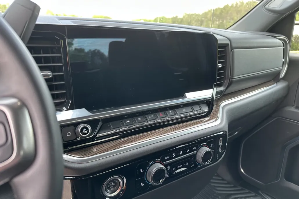 2024 Chevrolet Silverado 1500 LT photo 1