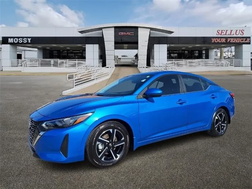 2025 Nissan Sentra SV photo 1