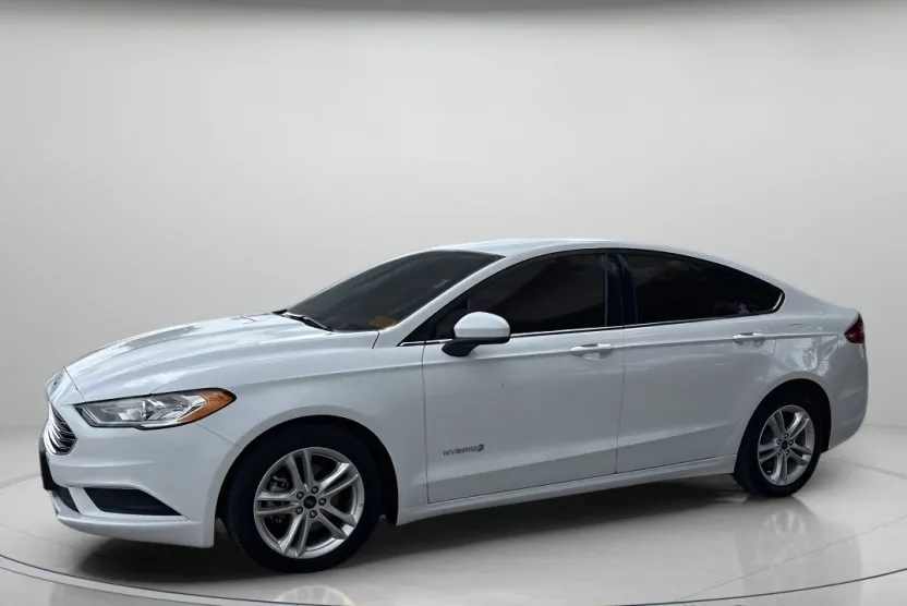 2018 Ford Fusion Hybrid S photo 1