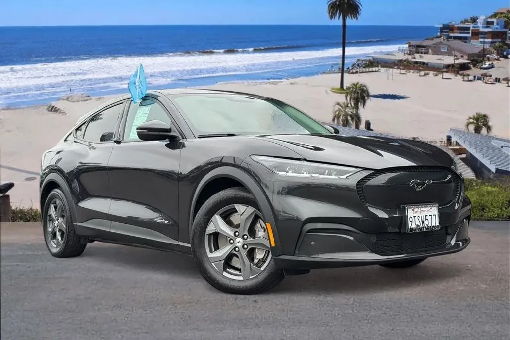 2022 Ford Mustang Mach-E Select photo 1