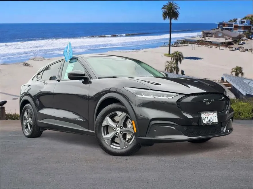 2022 Ford Mustang Mach-E Select photo 1
