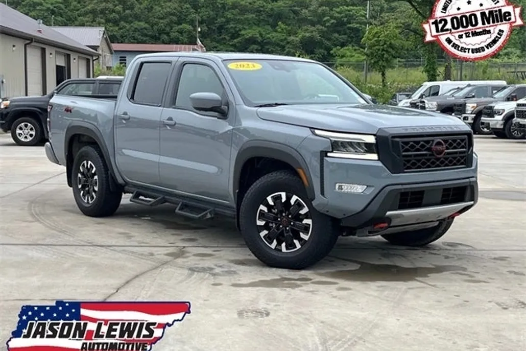 2023 Nissan Frontier PRO-4X photo 1