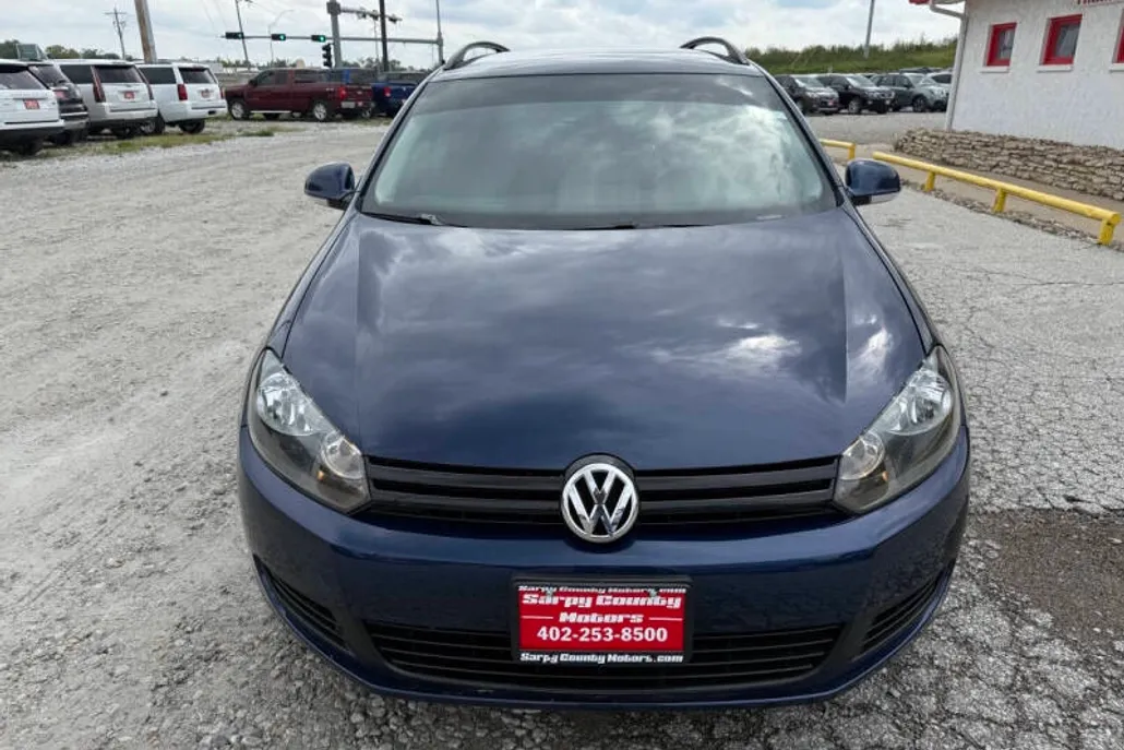 2013 Volkswagen Jetta SportWagen SE photo 1