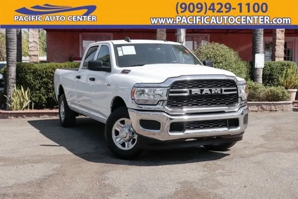 2022 Ram 2500 Tradesman photo 1