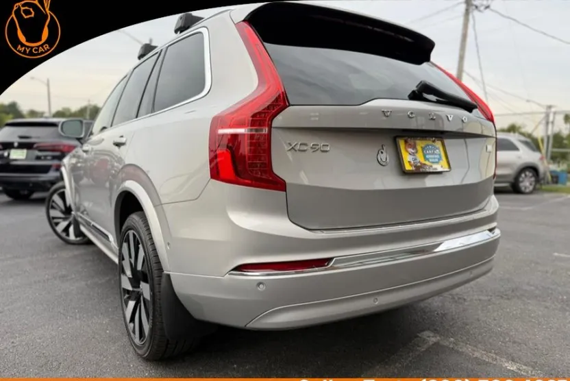 2023 Volvo XC90 Recharge T8 Ultimate photo 1
