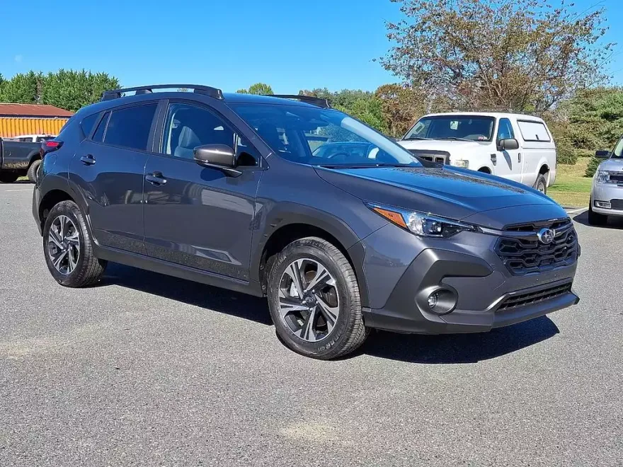 2025 Subaru Crosstrek Premium photo 1