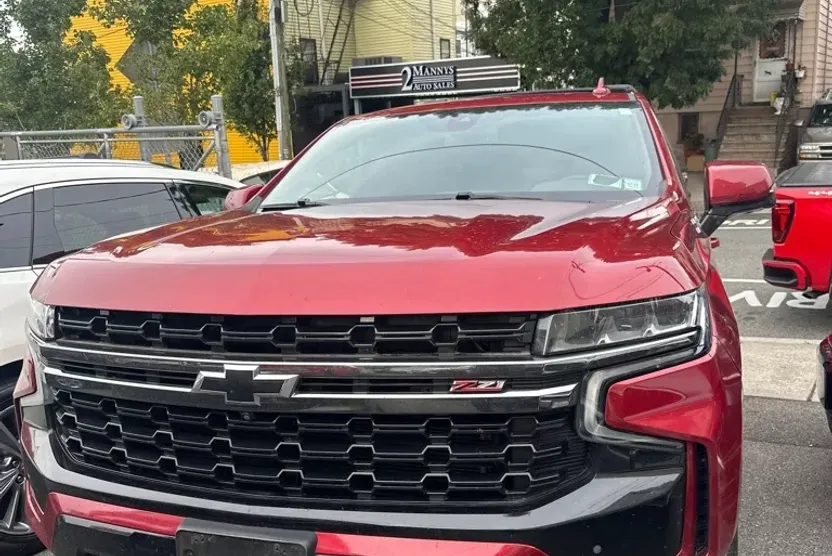 2021 Chevrolet Tahoe Z71 photo 1