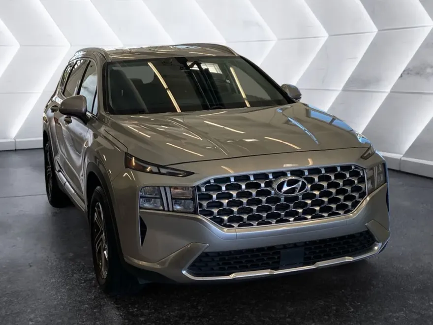 2022 Hyundai Santa Fe SEL photo 1